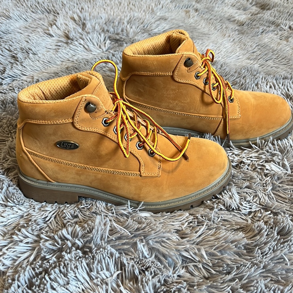 NIB Lugz mantle mid boots in golden wheat/tan NEVER WORN! 🥾👢 - Picture 3 of 7